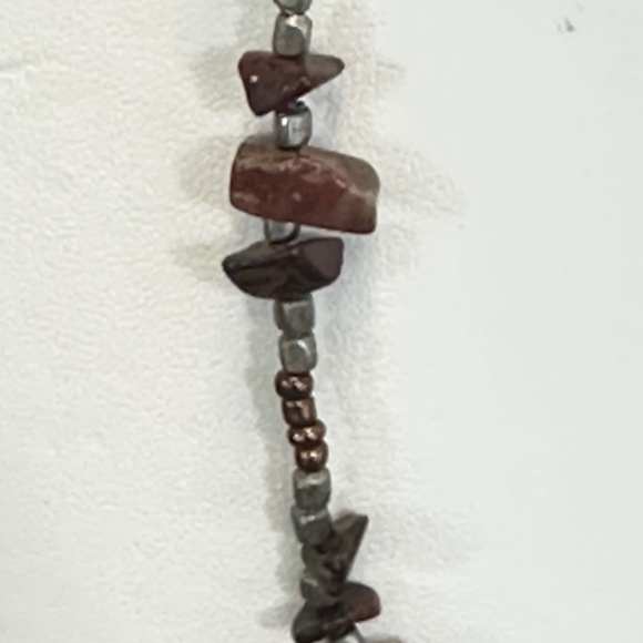 Red Jasper Stone Chip Necklace w/Multicolored Seed Beads Spring Ring Clasp - Picture 3 of 16